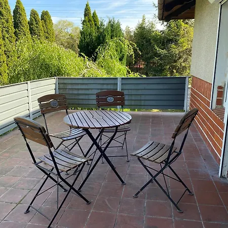 Bursztynowa 1 - Pokoje Goscinne * Rekowo (Puck)