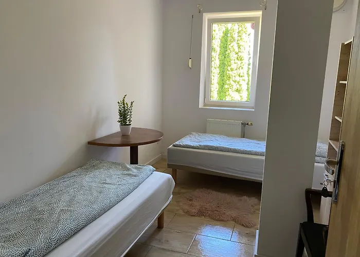 Bursztynowa 1 - Pokoje Goscinne Rekowo (Puck)